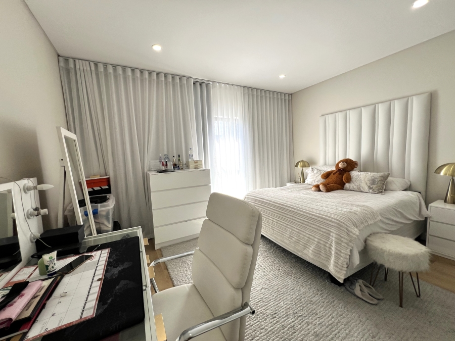 To Let 2 Bedroom Property for Rent in Sandown Western Cape